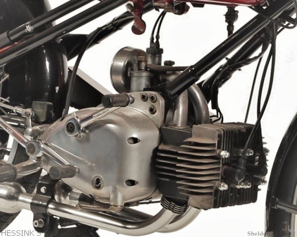 Rumi-1953-125cc-Super-Sport-TT-Hsk-03.jpg