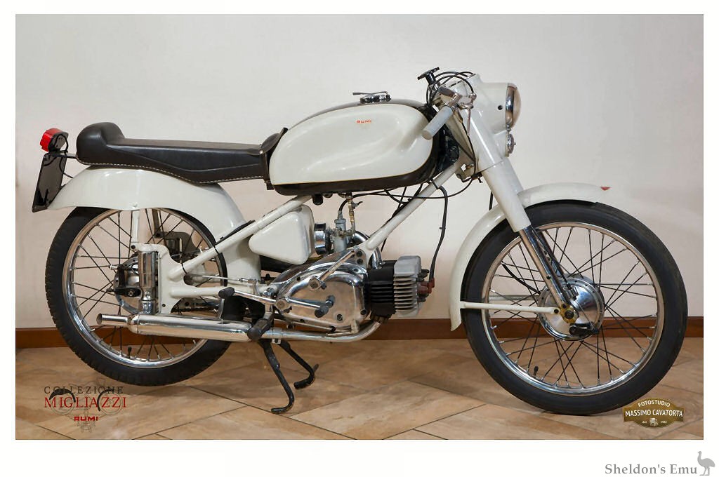 Rumi-1955-125cc-Super-Sport-Grey-CMIG.jpg