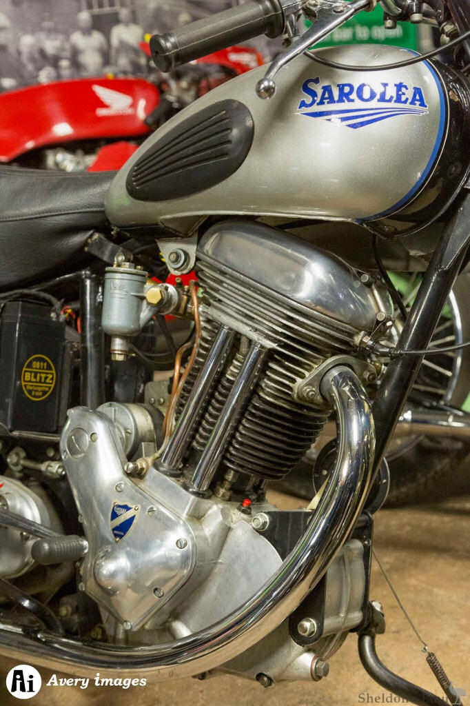 Sarolea-1951-350cc-Vedette-OHV-BrA.jpg