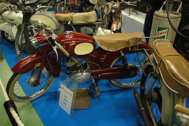Sarolea-Sport-Wellen-moped.jpg
