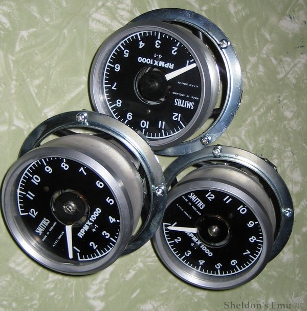 Smiths-ATRC-NSU-Sportsmax-tachometers-1-VBG.jpg
