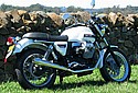 Moto-Guzzi-2008-V7-Classic-stonewall.jpg