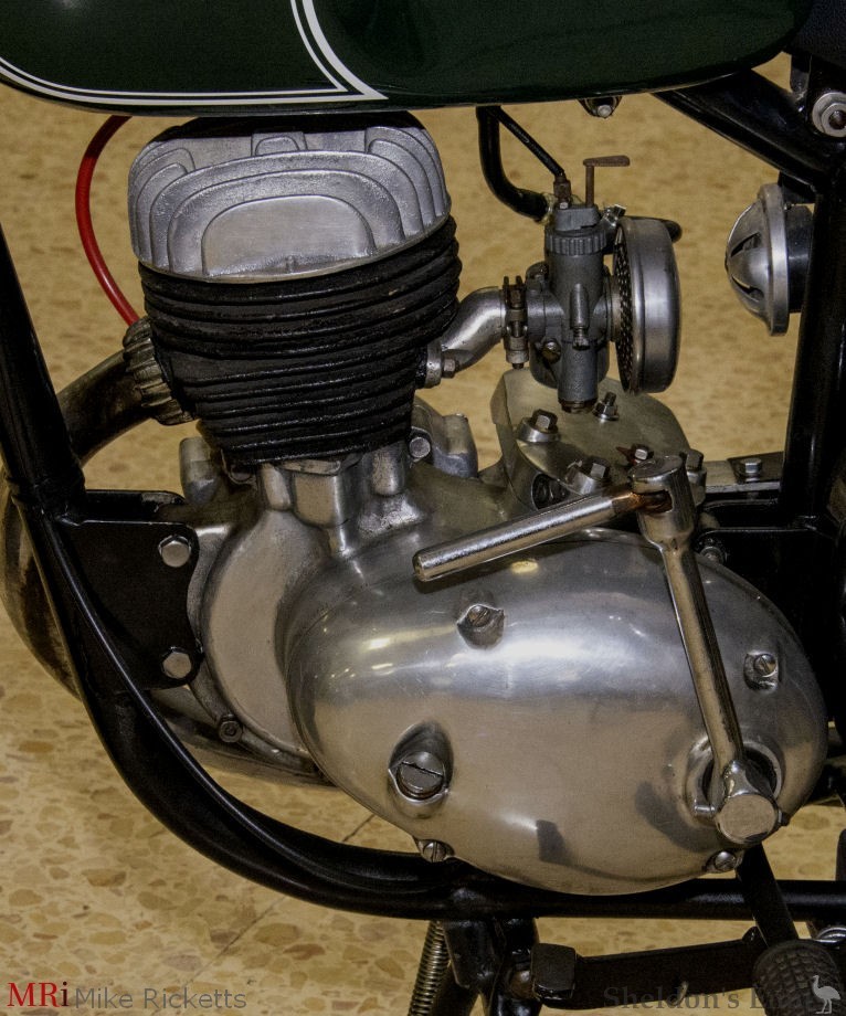 Reddis-1965-RA-125cc-SSa-MRi.jpg