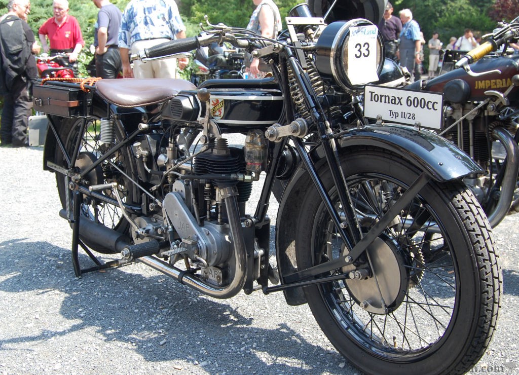 Tornax-1928-600cc-Model-II-28-BMu-CHo-01.jpg