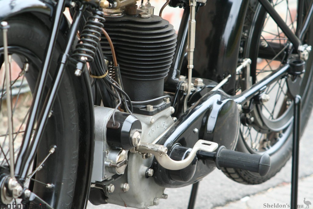 Triumph-1926-Model-P-500cc-Motomania-4.jpg