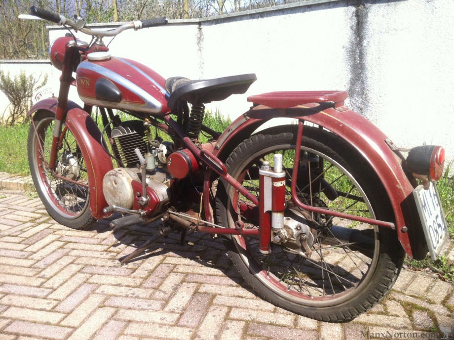 TWN-1953-125cc-Italy-03.jpg