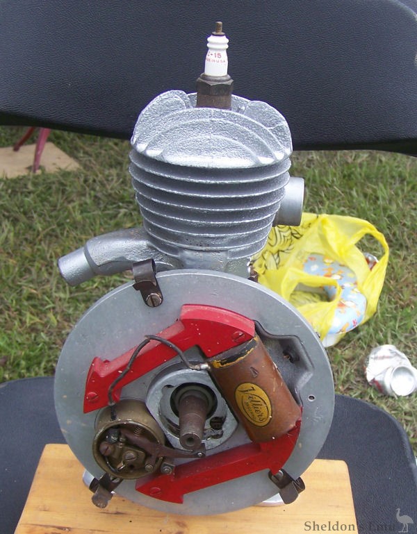 Villiers-engine-Mackay-1.jpg