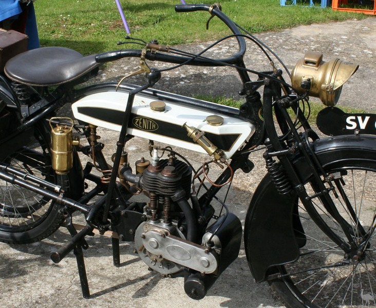 Zenith-1914-Gradua-496cc-2.jpg