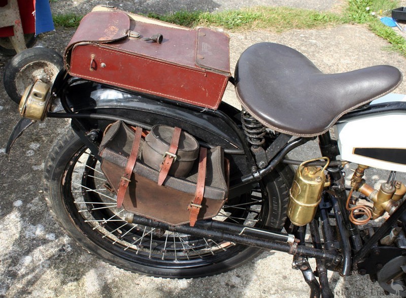 Zenith-1914-Gradua-496cc-4.jpg
